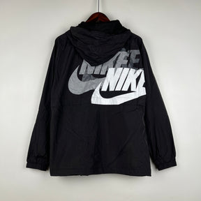 Jaqueta Corta-Vento - Nike 2023 preto com capuz