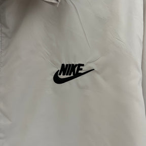 Jaqueta Corta-Vento - Nike 2024 branco com logo atrás