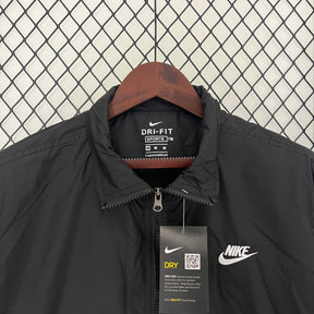 Jaqueta Corta-Vento - Nike 2024 preto com capuz