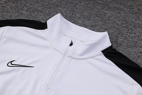 (PEÇAS SEPARADAS) Conjunto de Frio NIKE - Branco - Blusa sem capuz + calça