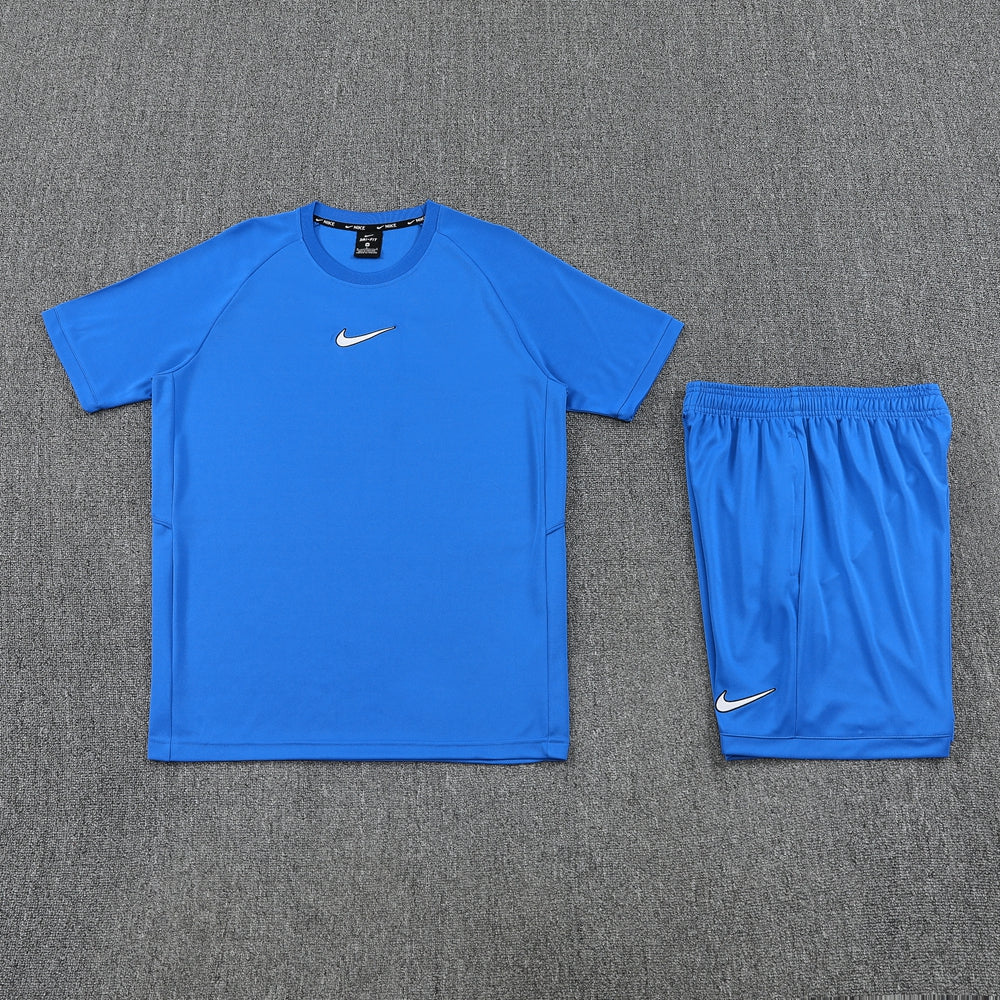 Conjunto 2026 - Nike Camisa + Short - Azul claro