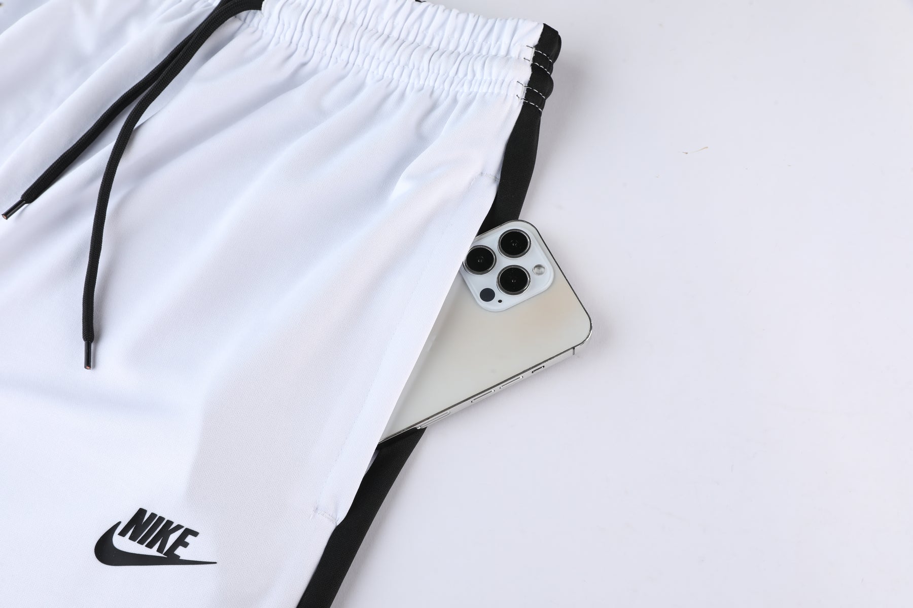 Conjunto Camisa + Calça - Nike Preto com branco