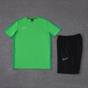 Conjunto - Nike Camisa+Short Verde com preto