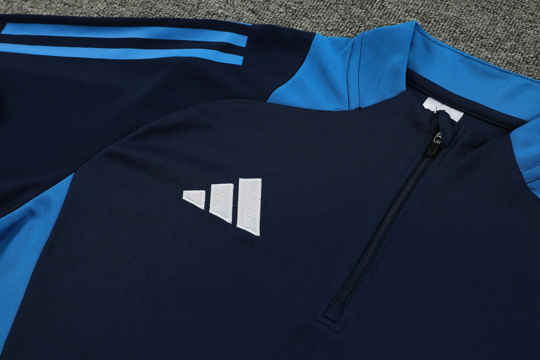 Conjunto Blusa + Calça - Adidas Azul escuro