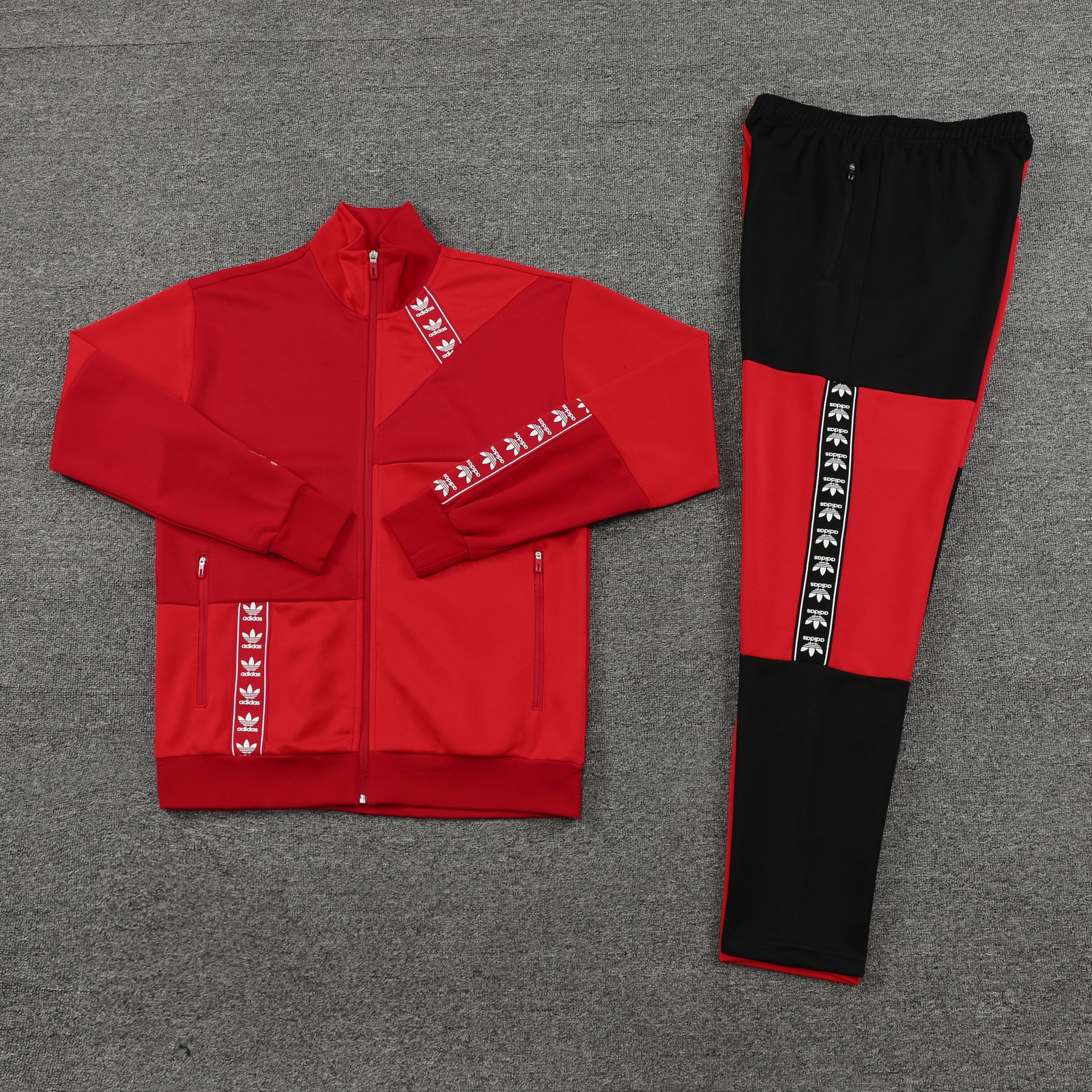 Conjunto Blusa + Calça - Adidas Vermelho com preto III