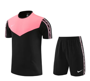 Conjunto de Treino - Nike Future Preto com Rosa