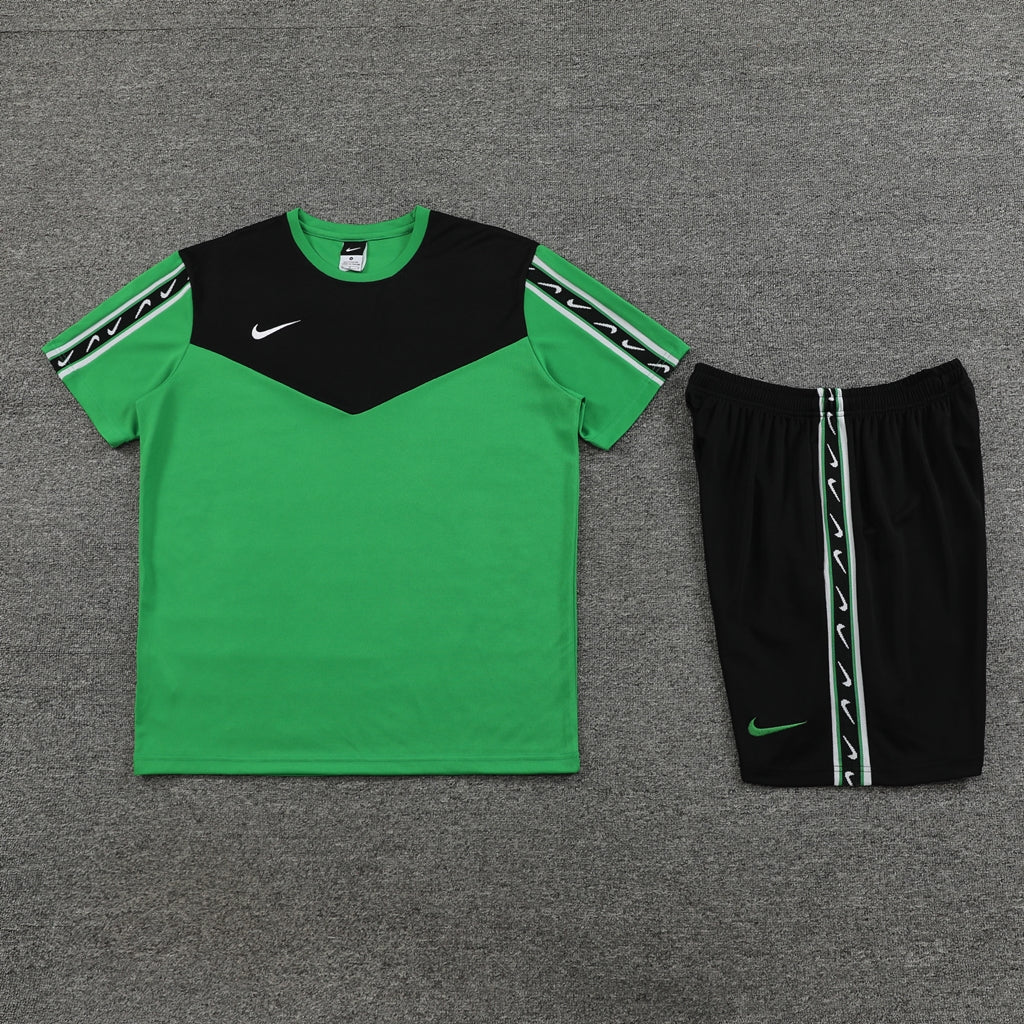 Conjunto de Treino - Nike Future Verde com Preto