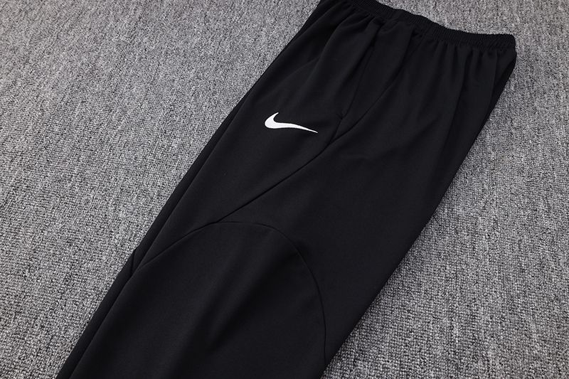 (PEÇAS SPARADAS) Conjunto de Frio NIKE - All Black - Blusa sem capuz + calça