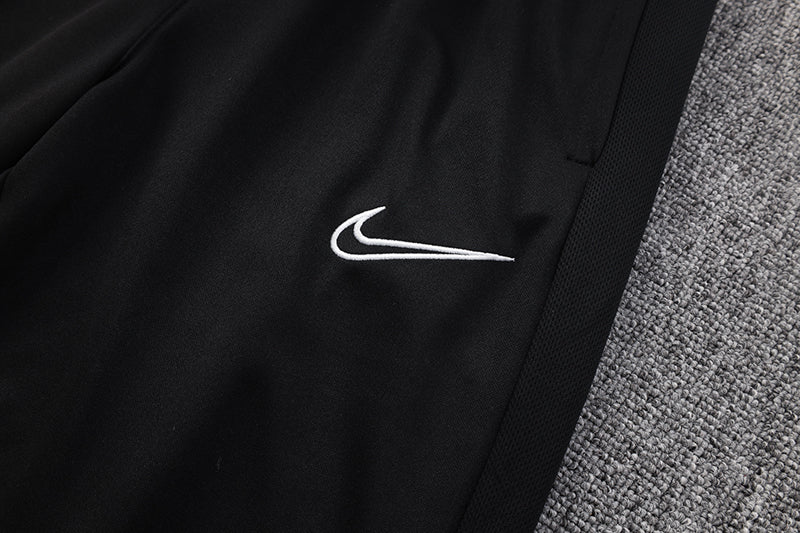 (PEÇAS SEPARADAS) Conjunto de Frio NIKE - Blusa sem capuz + calça