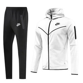 Conjunto Nike: Tech Fleece – Branco