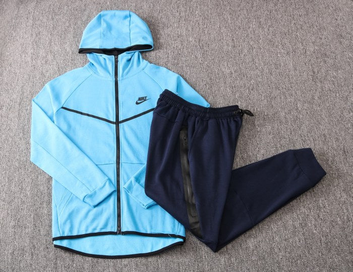 Conjunto Nike: Tech Fleece – Azul Claro